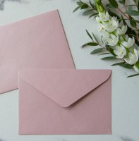 Конверт розовый перламутр - Изготовление конвертов и приглашений "Nice Card", Екатеринбург.